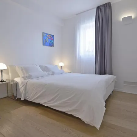 Divota 4*